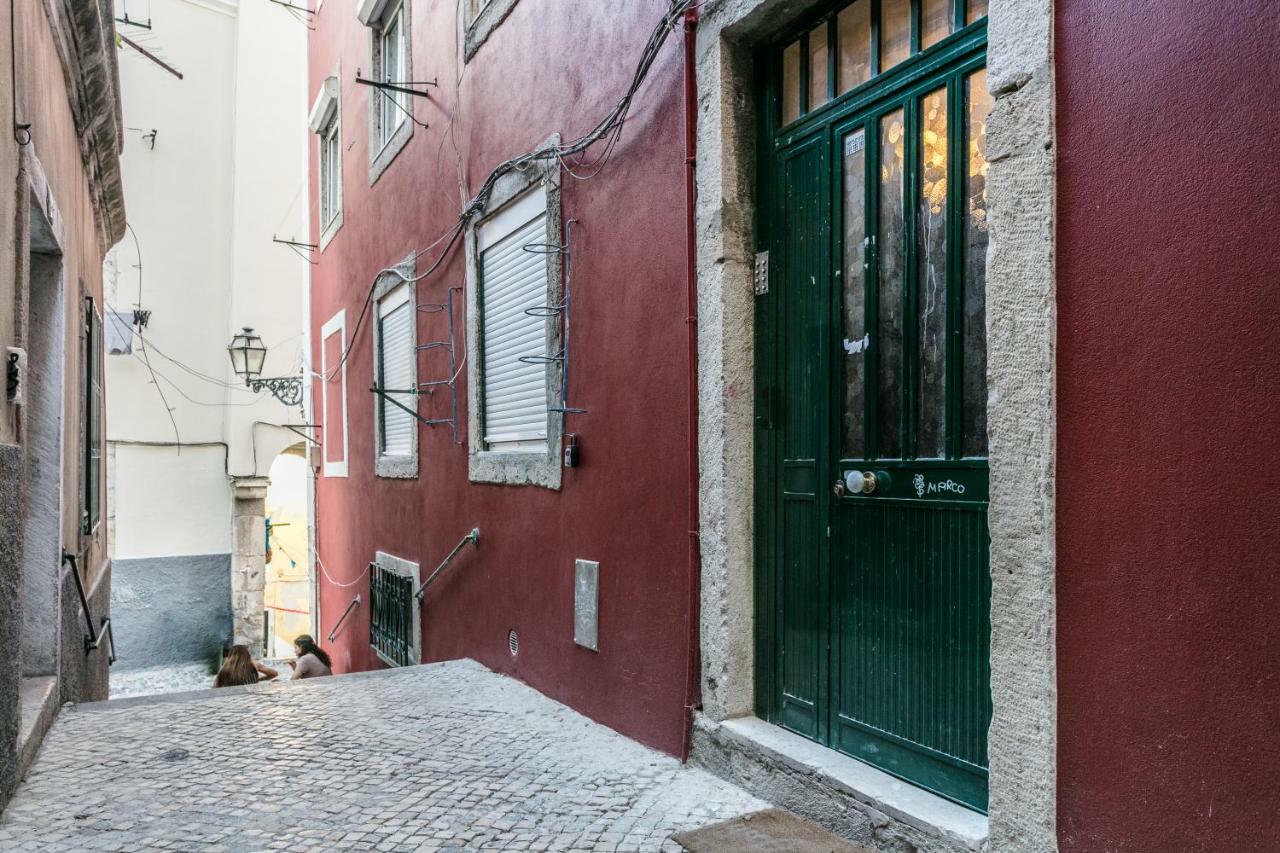 Lov'alfama, At In Lisbon